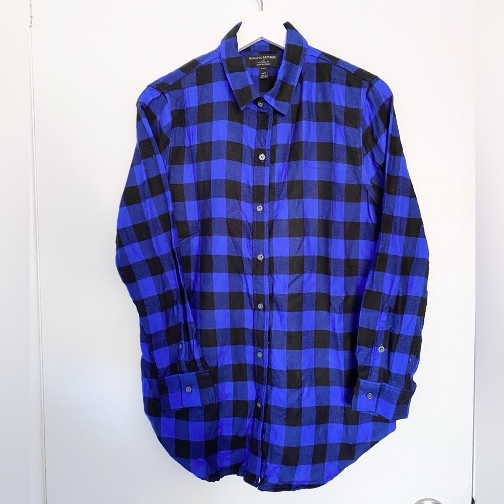 Banana Republic Blue Plaid Boyfriend-Fit Button-Up Shirt